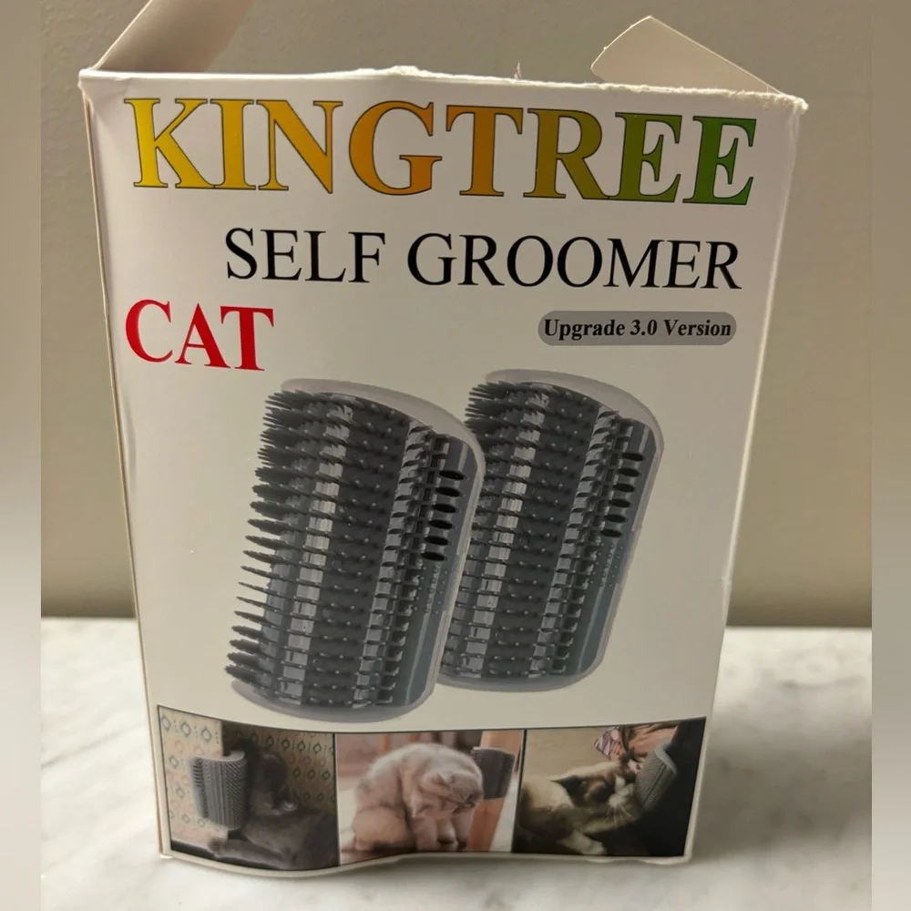 ($3) Cat Corner Self Groomer
